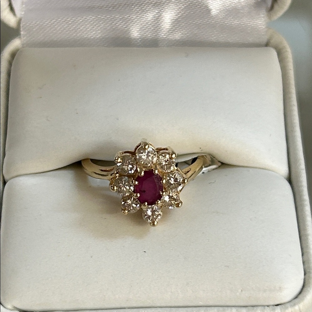 434223 14k yg diamond and ruby ring